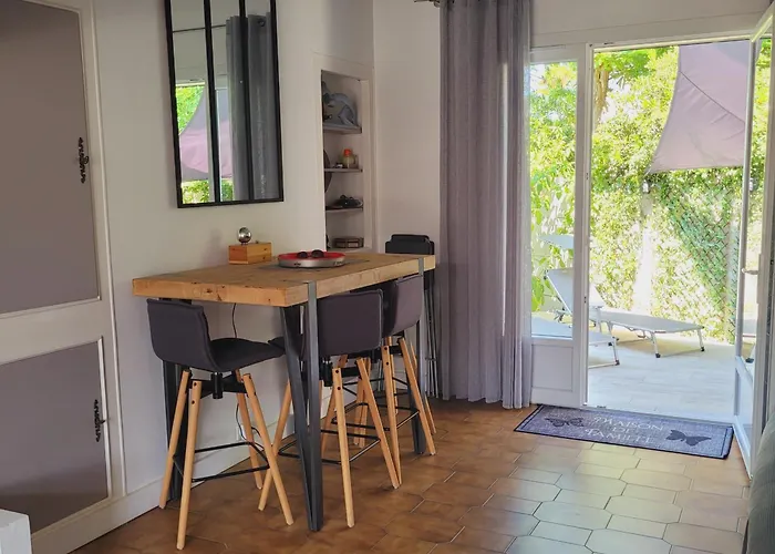 Maison : T2 Confortable Avec Jardin, Terrasse Et Parking, A 500m De L'ocean - Fr-1-319-181 Сasa de vacaciones Biscarrosse-Plage
