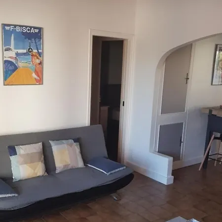 Maison : T2 Confortable Avec Jardin, Terrasse Et Parking, A 500m De L'ocean - Fr-1-319-181 Prázdninový dům